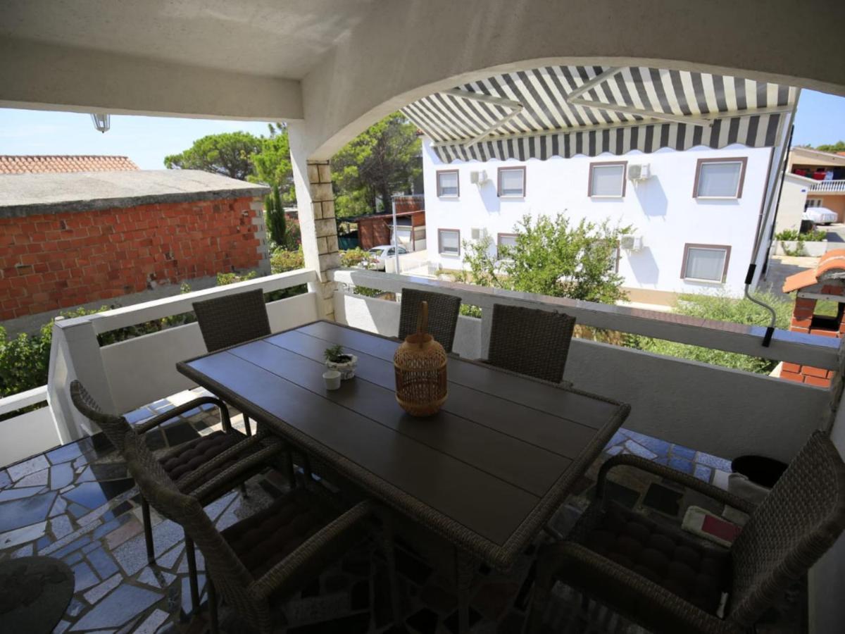 Apartment Barbara Vir Exterior photo