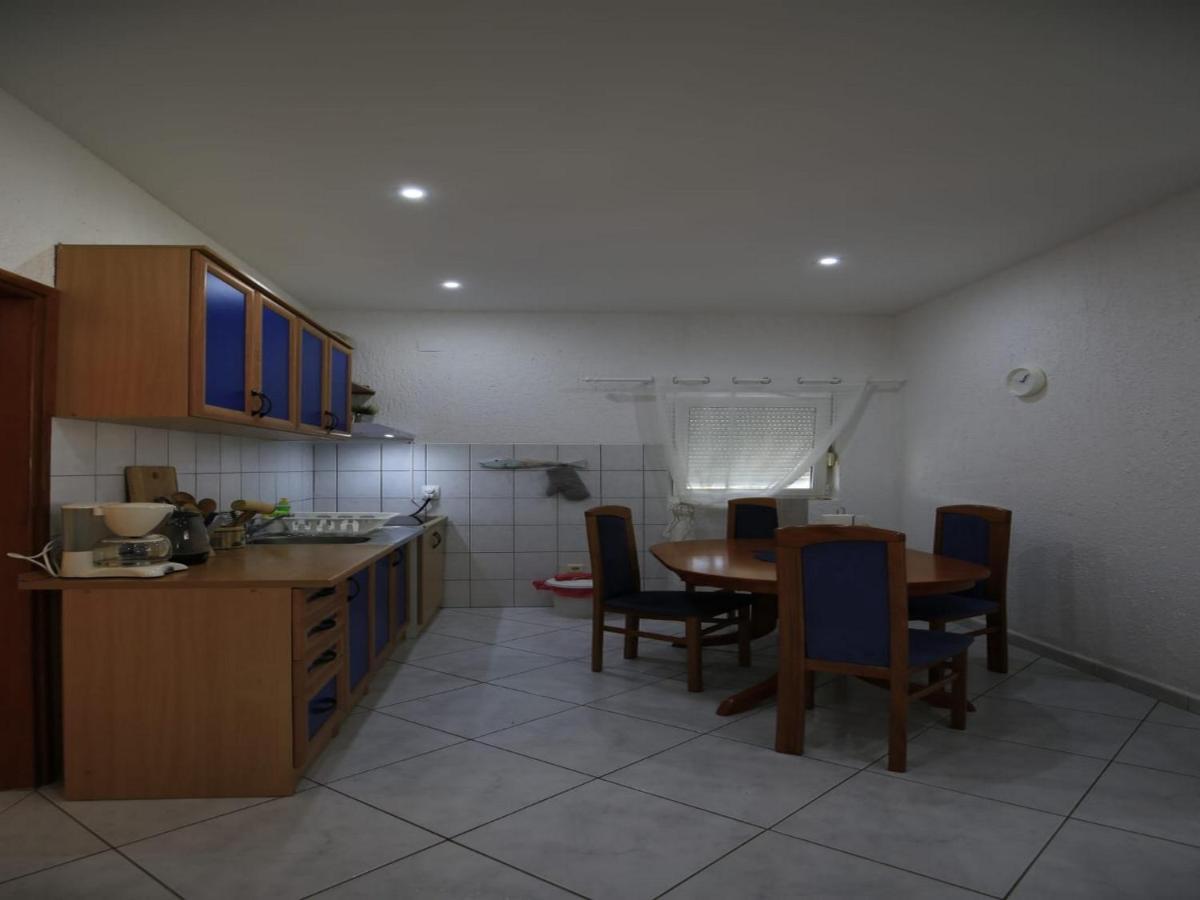 Apartment Barbara Vir Exterior photo